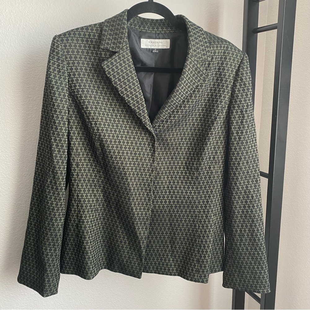 Tahari Arthur S Levine Black Green Blazer Women’s‎ Size 12 Office Career Work